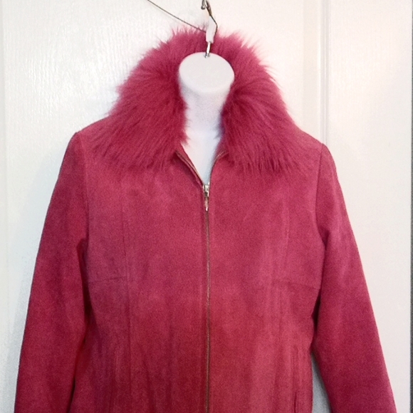NWT🎁FREE GIFT INCLUDED 🎁Suede Fur Winter Jacket w/ Fur Cuffs & Lining - Picture 3 of 16